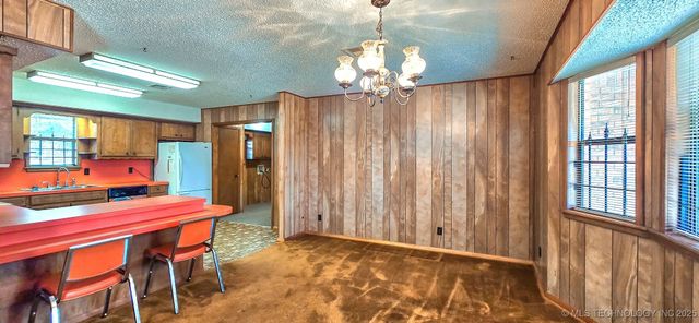 419635 E 1158 Road, Checotah, OK 74426