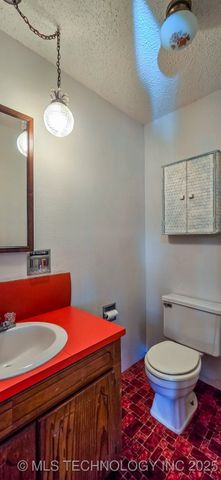 419635 E 1158 Road, Checotah, OK 74426