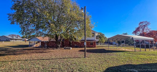 419635 E 1158 Road, Checotah, OK 74426