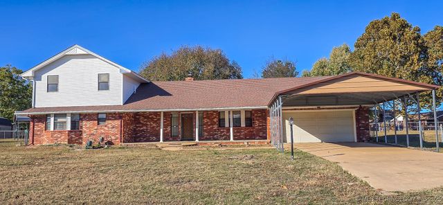 419635 E 1158 Road, Checotah, OK 74426