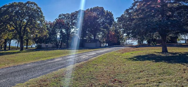 419635 E 1158 Road, Checotah, OK 74426