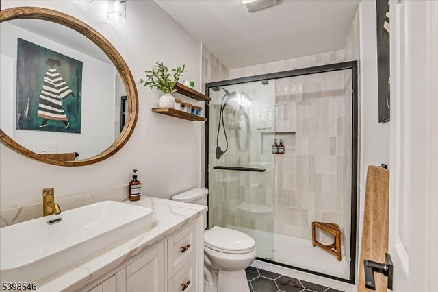 105 Madison Ave, Middlesex Boro, NJ 08846