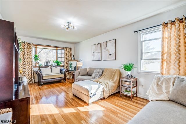 105 Madison Ave, Middlesex Boro, NJ 08846