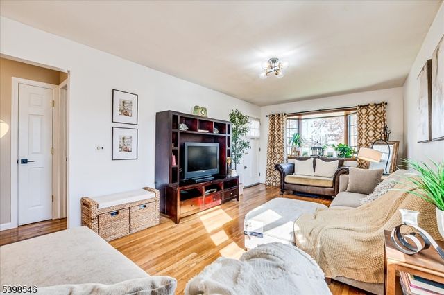 105 Madison Ave, Middlesex Boro, NJ 08846