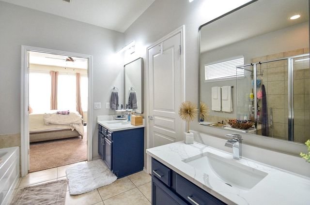 9422 Herons Grove Lane, Katy, TX 77494