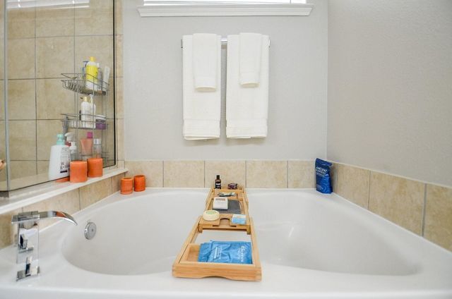 9422 Herons Grove Lane, Katy, TX 77494