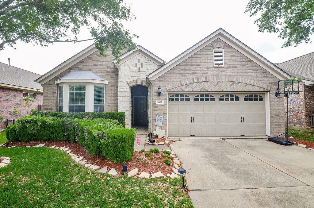 9422 Herons Grove Lane, Katy, TX 77494