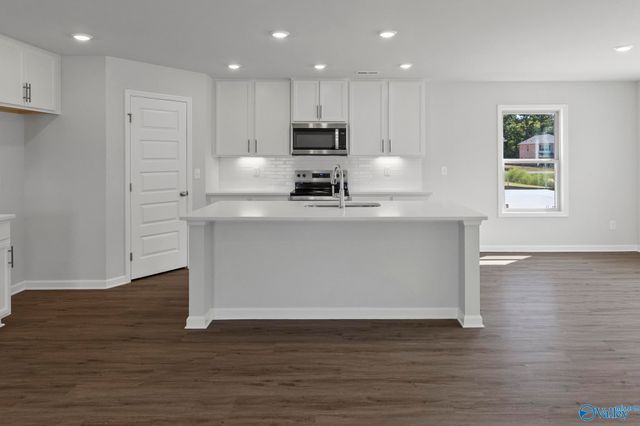 28066 Caperton Drive, Harvest, AL 35749