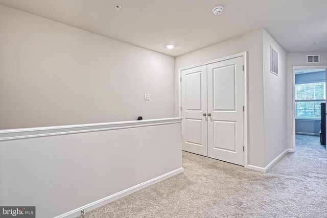 260 MAPLE RUN DR, York, PA 17404