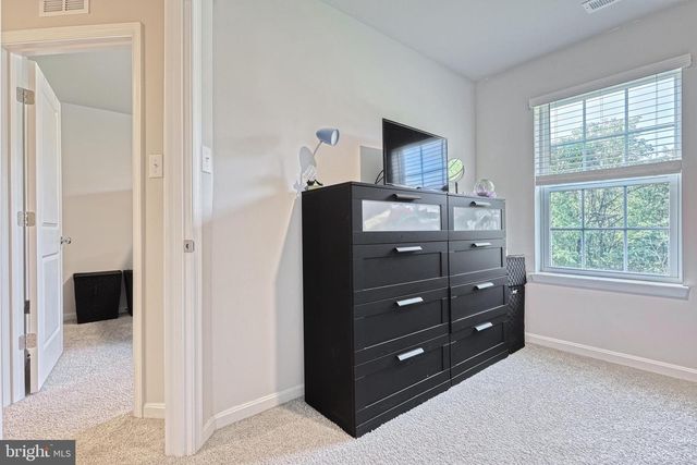 260 MAPLE RUN DR, York, PA 17404