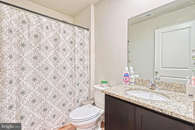 260 MAPLE RUN DR, York, PA 17404