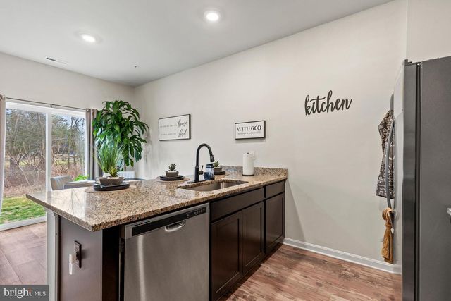 260 MAPLE RUN DR, York, PA 17404