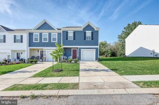 260 MAPLE RUN DR, York, PA 17404