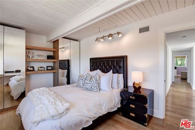 1438 Santiago Drive, Newport Beach, CA 92660