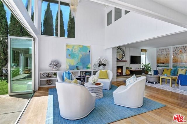 1438 Santiago Drive, Newport Beach, CA 92660