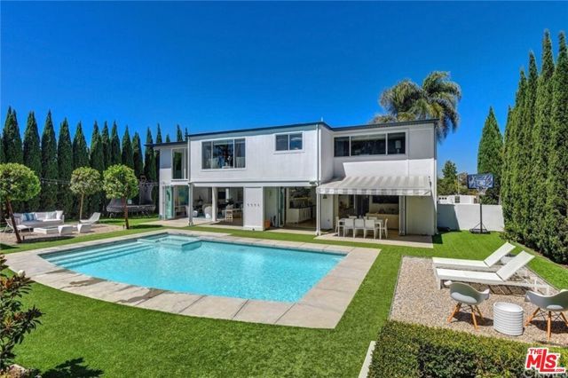1438 Santiago Drive, Newport Beach, CA 92660