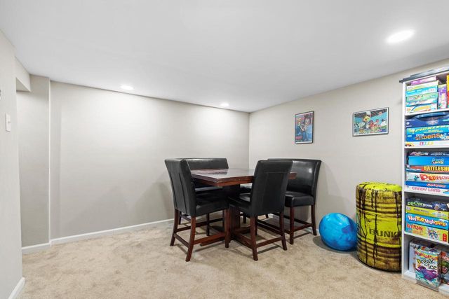 816 Birch DRIVE, Waukesha, WI 53188