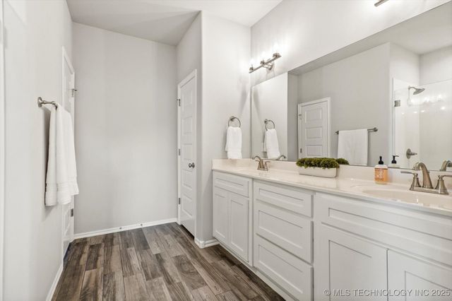 10809 N 121st East Avenue, Owasso, OK 74055