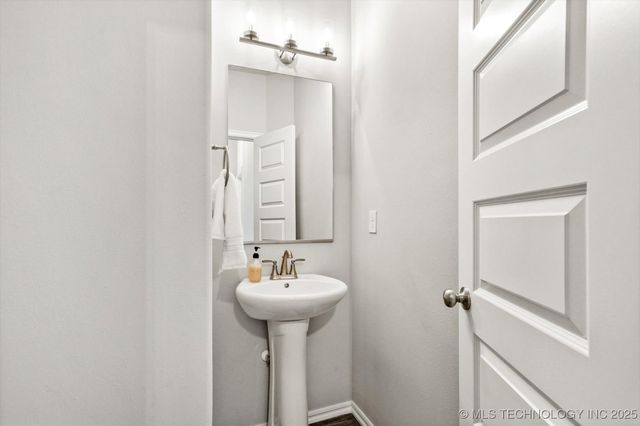 10809 N 121st East Avenue, Owasso, OK 74055