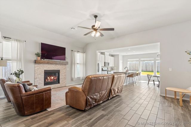 10809 N 121st East Avenue, Owasso, OK 74055