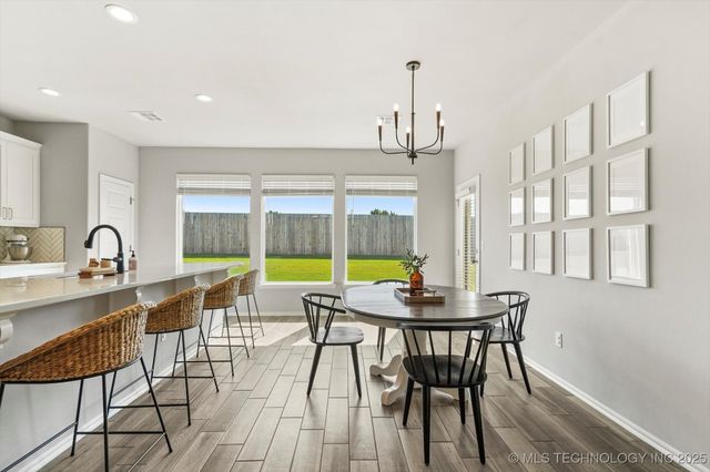 10809 N 121st East Avenue, Owasso, OK 74055