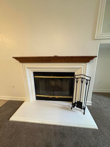 1440 Cottage Grove Avenue, Tulare, CA 93274