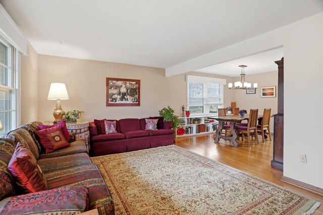 1220 RIDGE RD, Columbia, MO 65203