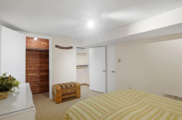 1220 RIDGE RD, Columbia, MO 65203