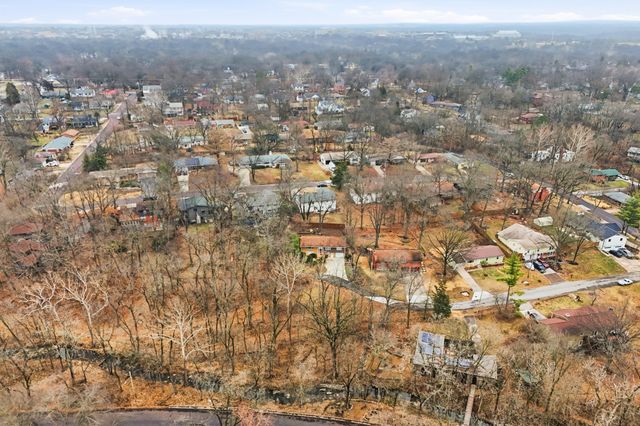 1220 RIDGE RD, Columbia, MO 65203