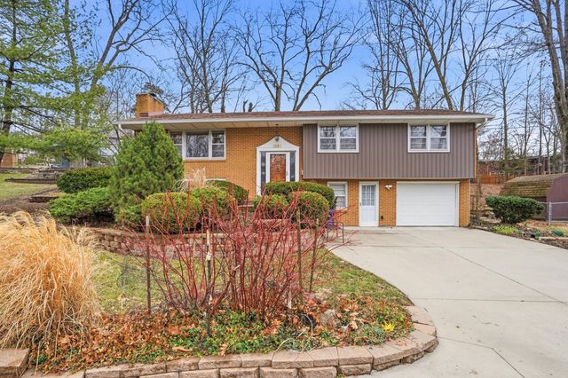 1220 RIDGE RD, Columbia, MO 65203