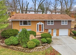 1220 RIDGE RD, Columbia, MO 65203