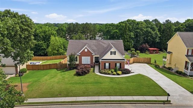 3132 Planters Mill Drive, Dacula, GA 30019