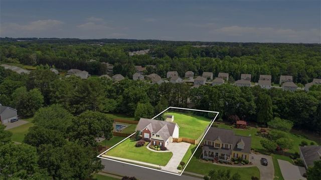 3132 Planters Mill Drive, Dacula, GA 30019