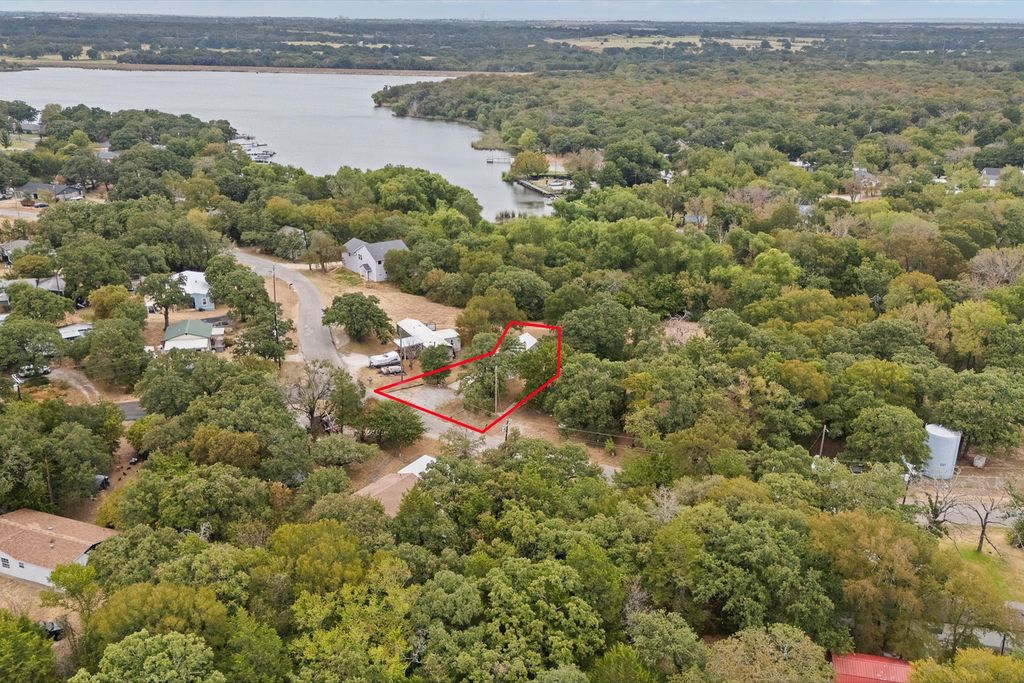 292 Chambers Drive, Alvarado, TX 76009 — exterior