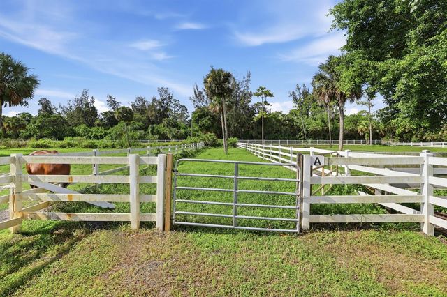 14095 BIDDEX Road, Loxahatchee, FL 33470
