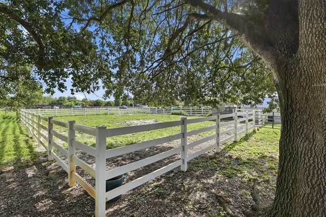 14095 BIDDEX Road, Loxahatchee, FL 33470