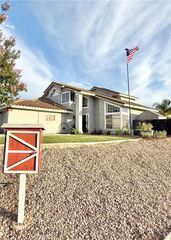 25417 CLOVER GLEN CIR, Murrieta, CA 92563