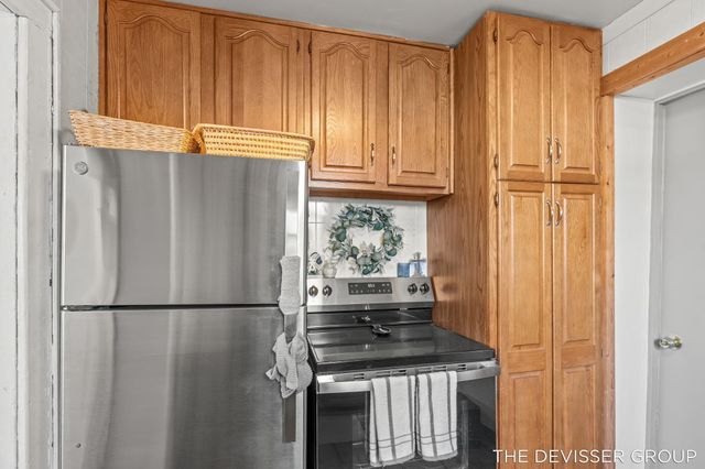 3136 Baseline Road, Trowbridge Twp, MI 49055