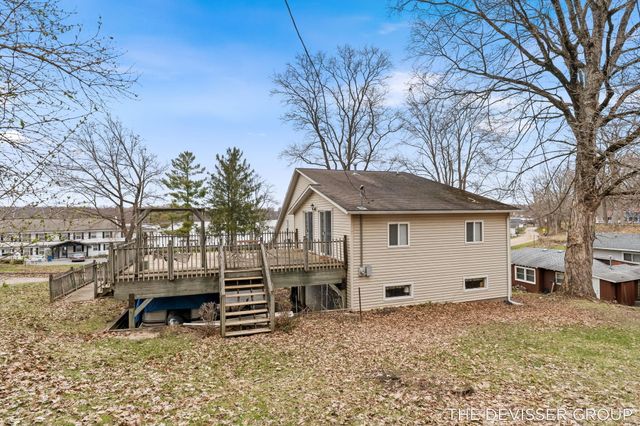 3136 Baseline Road, Trowbridge Twp, MI 49055