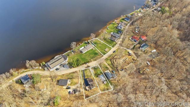 3136 Baseline Road, Trowbridge Twp, MI 49055