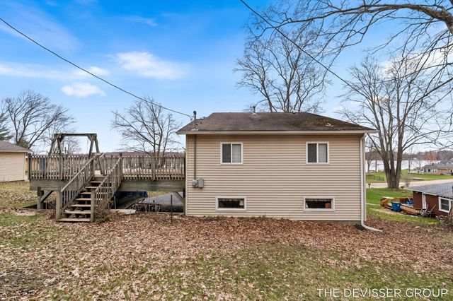 3136 Baseline Road, Trowbridge Twp, MI 49055