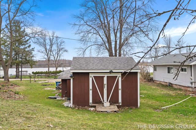 3136 Baseline Road, Trowbridge Twp, MI 49055
