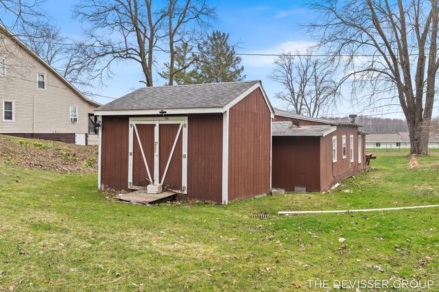 3136 Baseline Road, Trowbridge Twp, MI 49055