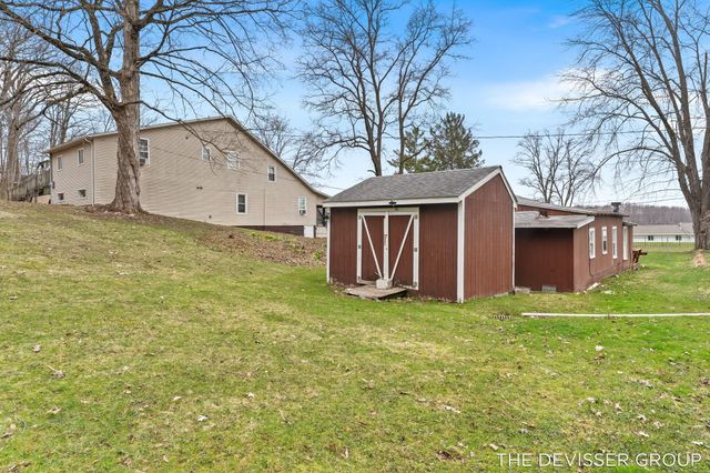 3136 Baseline Road, Trowbridge Twp, MI 49055