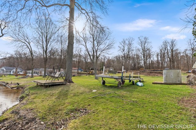 3136 Baseline Road, Trowbridge Twp, MI 49055