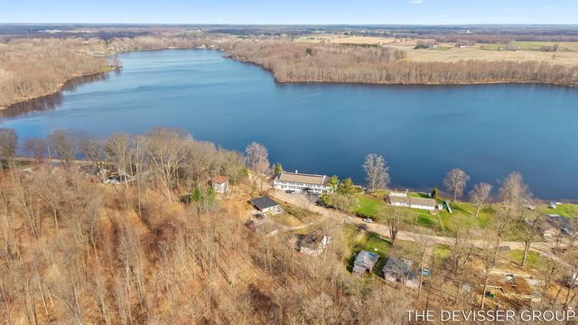 3136 Baseline Road, Trowbridge Twp, MI 49055