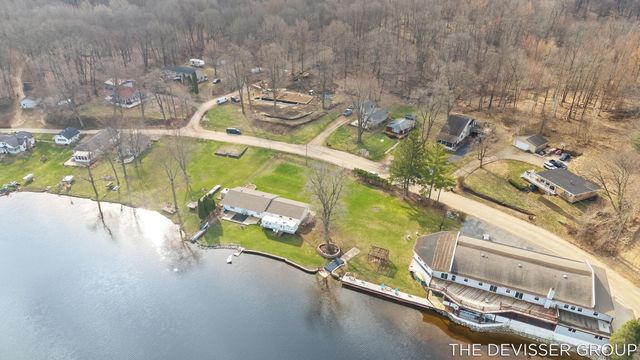 3136 Baseline Road, Trowbridge Twp, MI 49055