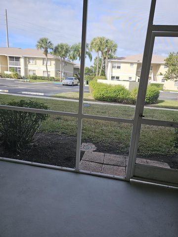 1554 SE Royal Green Circle 101, Port St Lucie, FL 34952