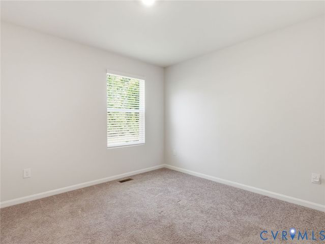 7124 Lovegrass Ct, New Kent, VA 23124