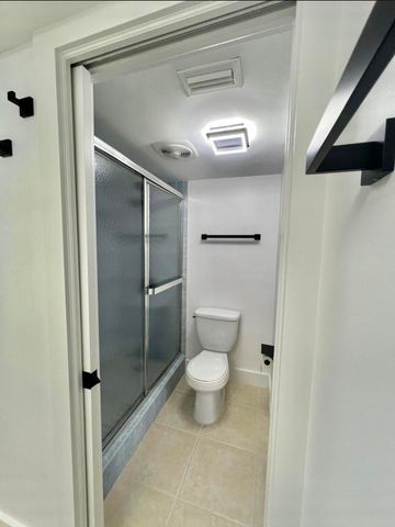 2615 Garden Drive N 104, Lake Worth Beach, FL 33461